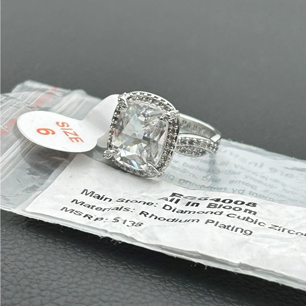 Elegant Silver Diamond Cubic Zirconia Ring